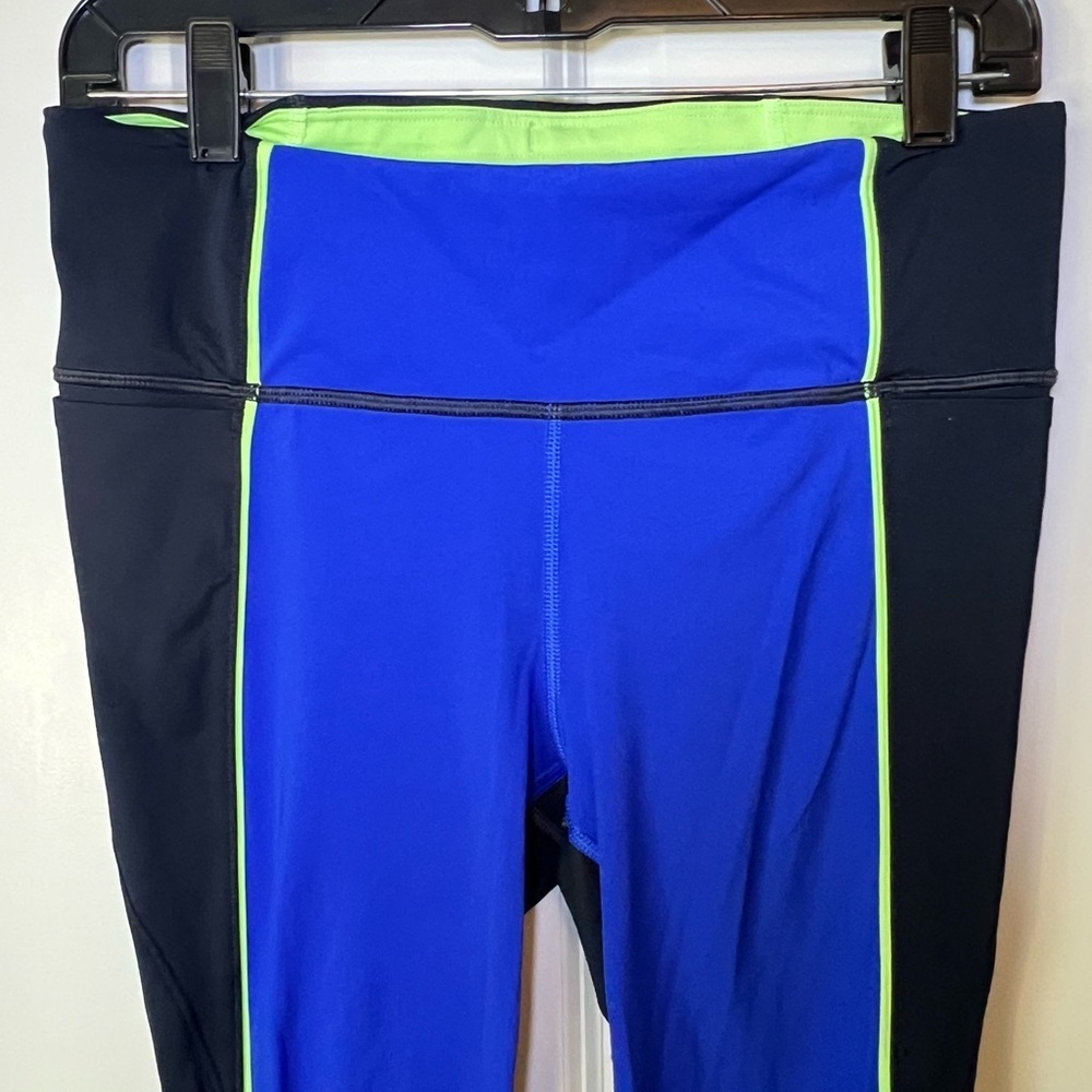 Athleta Velocity Colorblock Capri Leggings - Picture 6 of 11